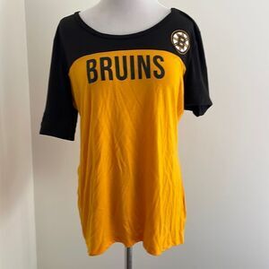 NHL Boston Bruins super soft T-shirt woman’s large